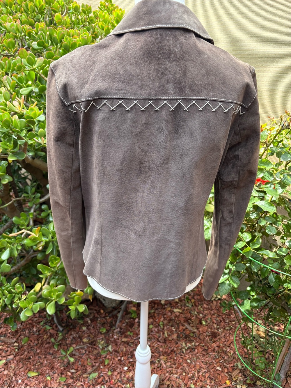 BCBG Max Azria Brown Suede Leather Western Shirt Jacket Size M - Picture 2 of 11